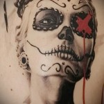 Trash Polka Tattoo - portret dziewczyny z przepaską na oko