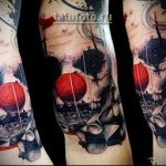 Trash Polka Tattoo - klaun na rękę