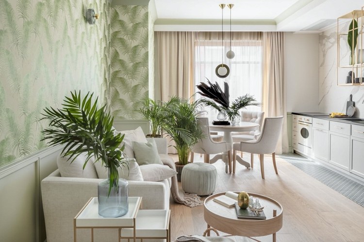 tropická tapeta v svetlo zelenej farbe v obývacej izbe