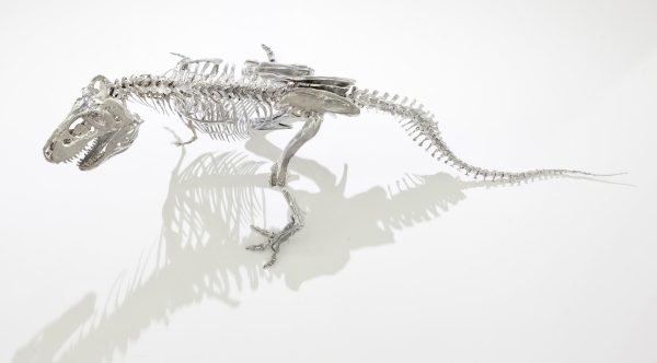 Chrómovaná socha dinosaura Tyrannosaura-Rexa Dinosaurus Tyrannosaurus-Rex chrómovaná plastika strieborný chróm