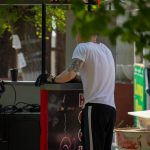 Tatuaż z różą i napisami od ramienia do łokcia faceta - 05.09.2020 - Street tattoo (Street tattoo) - 1