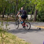 Zdjęcie tatuażu z hieroglifami na lewej nodze mężczyzny - 05/09/2020 - Street tattoo - 1