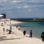 Zdjęcie zatopionego statku niesionego przez burzę na plażę - 05.09.2020 - Street tattoo - 1