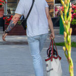 Kolorowy tatuaż ze zdjęciem ZV na lewym ramieniu faceta - Street tattoo nr 04 - 06.12.2020 dla 4 osób