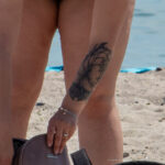 Kwiatowy tatuaż na dłoni dziewczyny - Street tattoo nr 04 - 06.12.2020 dla 6