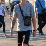 وشم الذئب والريش والغابة على ذراع الرجل - وشم الشارع - 6