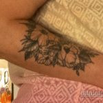 وشم زهرة على الساعد الأيمن للمرأة - وشم الشارع 09/14/2020 - 2