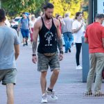 نقش وشم UNIVERSUM على يد الرجل - وشم الشارع 09/14/2020 - 9