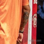 وشم مع الماس في فم فتاة على اليد اليمنى لرجل - وشم الشارع 09/14/2020 - 6