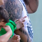 وشم مع أنماط ومحارب فايكنغ على ذراع رجل ملتح كبير - وشم الشارع 09/14/2020-4