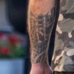 وشم ميكانيكي حيوي على الذراع اليسرى للرجل - وشم الشارع 09/14/2020 - 6