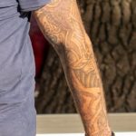 وشم بالرونية والعقدة في وشم كم الرجل - وشم الشارع 14/09 / 2020-6