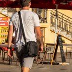 وشم بأرقام رومانية وساعة على يد رجل - وشم الشارع 14/09/2020 - 2