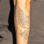 وشم الأسد والغراب على ذراع الرجل - وشم الشارع 09/14/2020 - 22