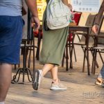 وشم السمندل الصغير أسفل ساق الفتاة - وشم شارع 09/14/2020-5