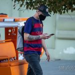 وشم فتاة سانتا مويرتو وردة على يد الرجل - وشم الشارع 09/14/2020 - 9