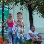 وشم مع دوائر على الكتف الأيمن لامرأة بالغة - وشم الشارع 14/09/2020 - 1