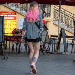 وشم ملون مع كس في أسفل ساق الفتاة - وشم الشارع 14/09/2020 - 1