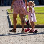 وشم لوتس أسفل الساق اليمنى لأم شابة - وشم شارع 09/14/2020 - 3