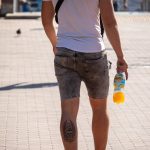 Army tattoo czaszka w berecie z kotwicą i skrzydłami na nodze faceta - marines 17.09.2020 - 3