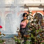 Zdjęcia osób przy fontannie w pobliżu Opery - 17.09.2020 - 2