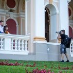 Zdjęcia osób przy fontannie w pobliżu Opery - 17.09.2020 - 19