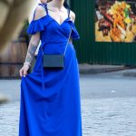 Kwiatowy tatuaż na prawym nadgarstku dziewczyny - 17.09.2020 - 2