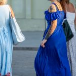 Tatuaż w stylu treshpolka z portretem dziewczynki na lewym ramieniu i ramieniu młodej dziewczyny - 19