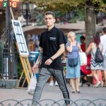 Tatuaż trójkąta i liścia na prawym ramieniu faceta - 17.09.2020 - 3