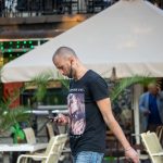 Tatuaż z literą g na lewej szyi mężczyzny - 17.09.2020 - 3