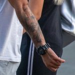 Tatuaż portret dziewczyny klauna na męskiej dłoni - 17.09.2020 - 3