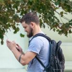 Tatuaż z czarnym paskiem poniżej łokcia na ramieniu faceta - 17.09.2020 - 2