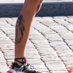 صورة وشم لطفل أسفل ساق فتاة - وشم شارع وشم - 09/21 / 2020-2