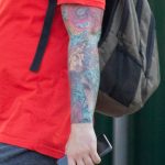 وشم كم ملون مع عجلة قيادة حورية البحر وأخطبوط - وشم شارع وشم شارع 09.21.2020