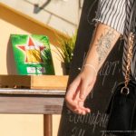 وشم مثلثات الزهور على معصم الفتاة - وشم الشارع - وشم الشارع - 09/21 / 2020-2