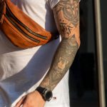 وشم رأس الأسد ورأس الماعز على ذراع الرجل - وشم الشارع - وشم الشارع - 09.21.