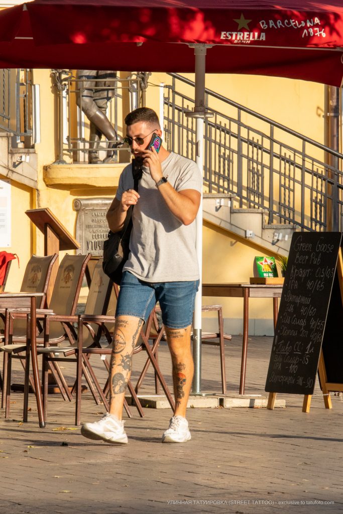 وشم الجمجمة والنادي على ساقي الرجل - وشم الشارع - وشم الشارع - 09.21.