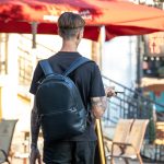 وشم فراشة على رقبة وبلاكثورن على ذراع الرجل - شارع وشم - وشم شارع - 09/21 / 2020-5