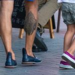 نمط الوشم والصليب أسفل ساق الرجل - وشم الشارع - وشم الشارع - 09/21 / 2020-2