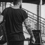 كم وشم على ذراع رجل - وشم شارع وشم - 09/21 / 2020-5