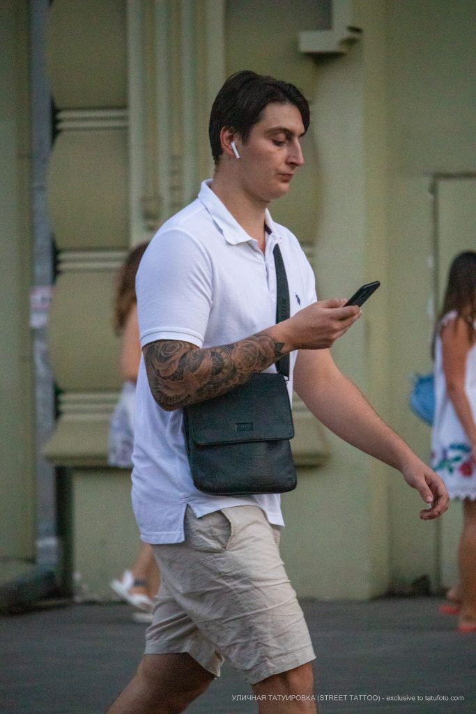 كم وشم رجل مع ساعة حمامة بيضاء وزهور وردية - وشم شارع وشم شارع 09.21.2020