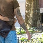 وشم سوار على ذراع رجل وفتاة للزوجين - وشم الشارع - 09/22 / 2020-2