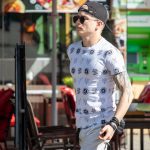 وشم نصف كم مع ريش على الذراع اليسرى لرجل - وشم شارع –22.09.2020– 4