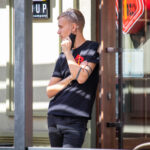 Tatuaż Trzy czarne paski z bransoletkami na ramieniu faceta - Street tattoo -29.09.2020- 3