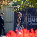 Tatuaż Posejdona z trójzębem na prawym ramieniu mężczyzny - Street tattoo 29.09.2020- 5