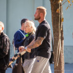 Tatuaż na rękawie z portretem Deda Poole'a na lewym ramieniu mężczyzny - Street tattoo -29.09.