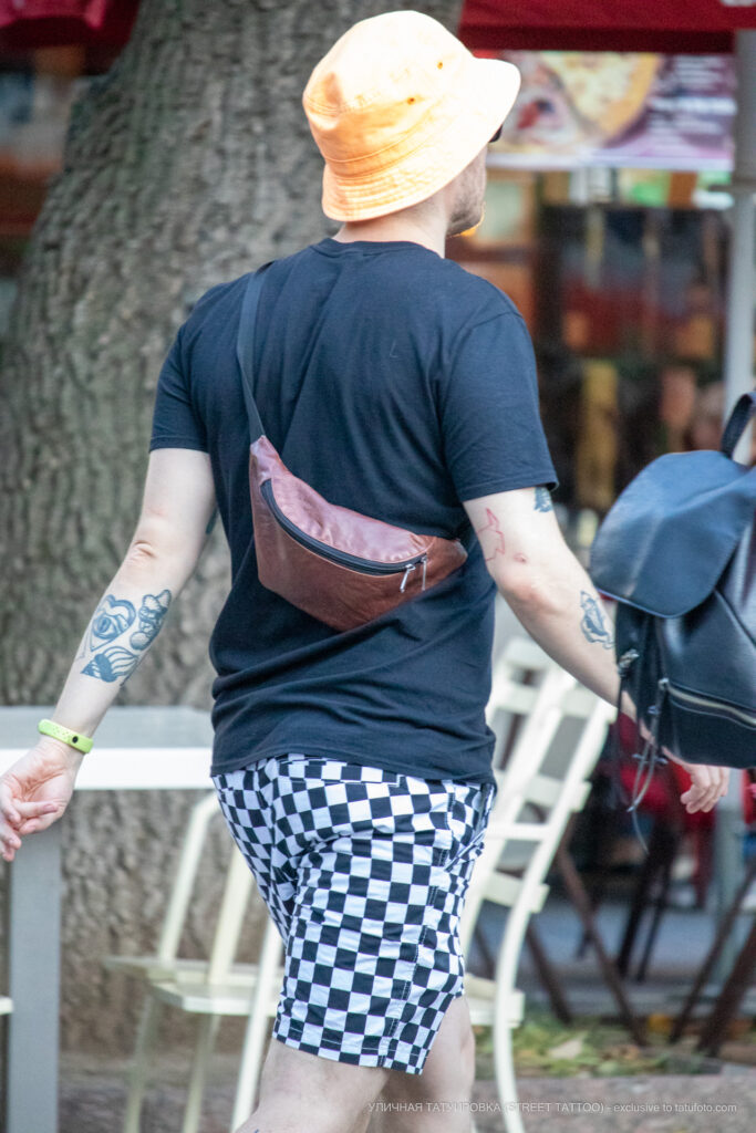 Tatuaż z blokadą serca na ramieniu faceta - Street tattoo -29.09.