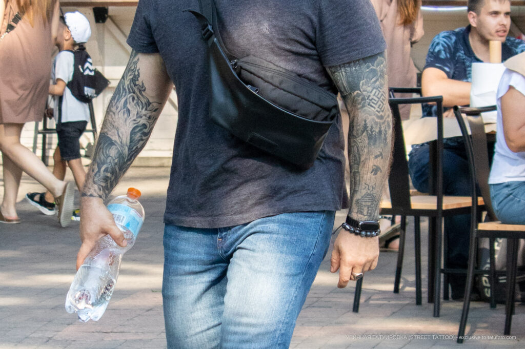 وشم سلافي مع رموز وغابة على يد الرجل - وشم شارع الصور № 13 - 06/27/2021 2