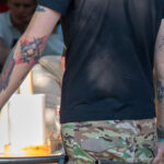 وشم بنمط البولكا المهملات على الذراع اليسرى لرجل - وشم شارع صور № 13 - 06/27/2021 3