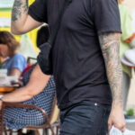 كم وشم الرجل بالورود والأجنحة - وشم شارع الصور № 13 - 06/27/2021 8